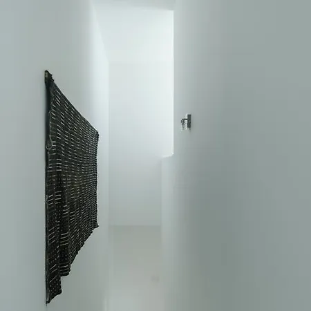 Casa Rosa-porto Dos Carneiros Lagoa (Azores)